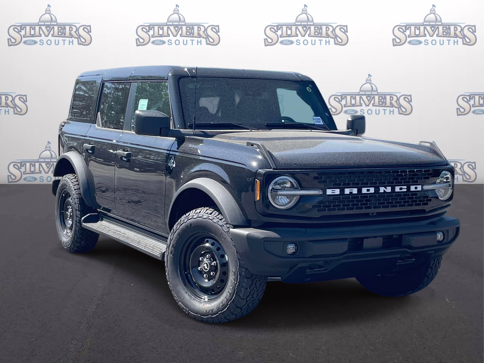 2026 Shadow Black Ford Bronco Outer Banks 4X4 SUV