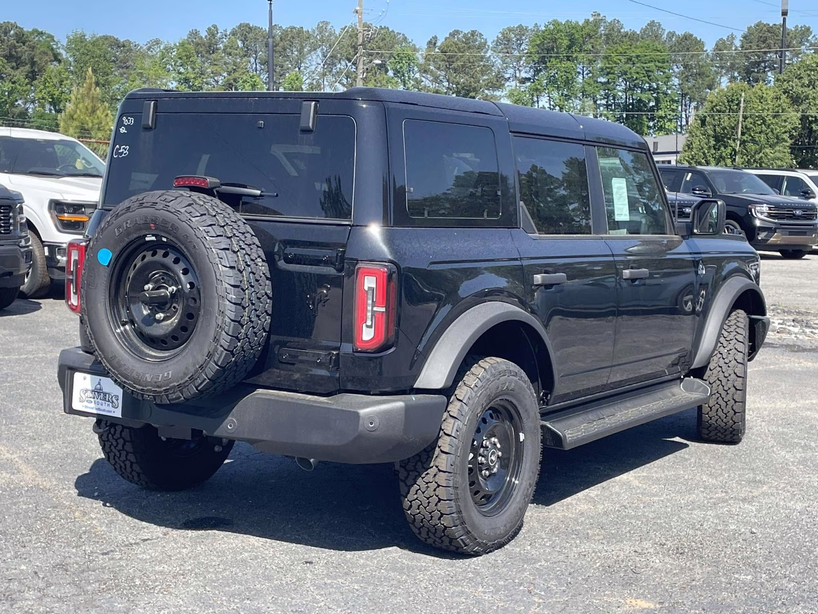 2026 Shadow Black Ford Bronco Outer Banks 4X4 SUV