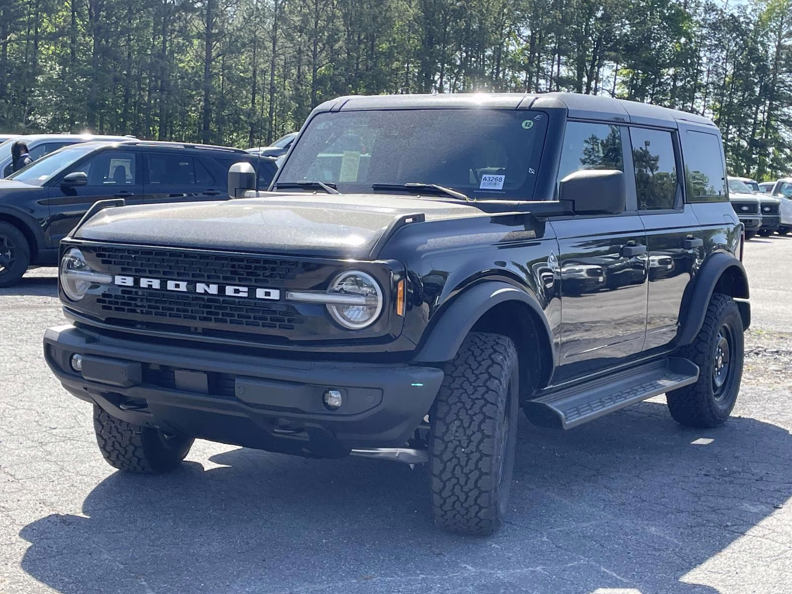 2026 Shadow Black Ford Bronco Outer Banks 4X4 SUV