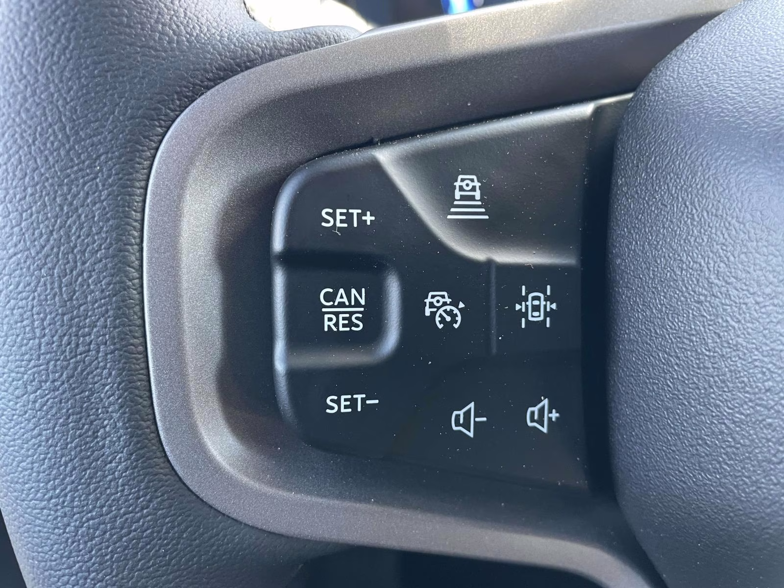 2026 Oxford White Ford Bronco Badlands 4X4 SUV