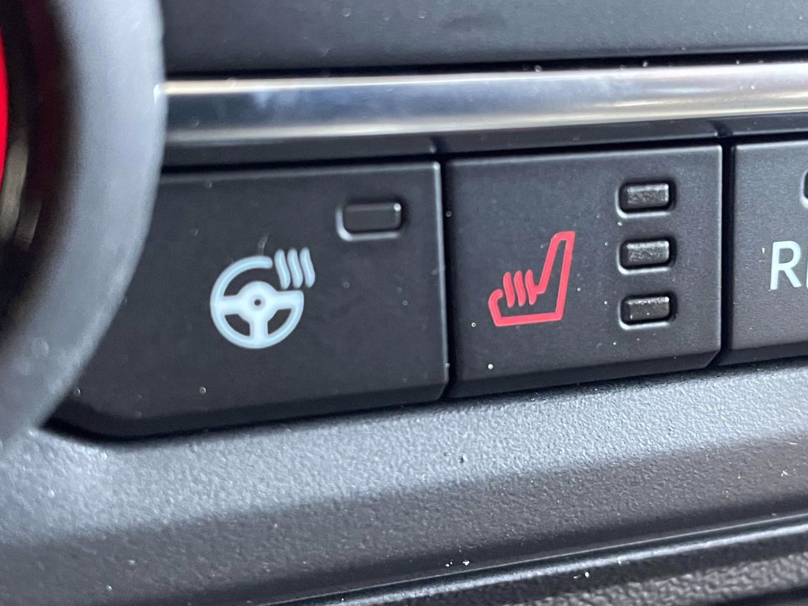 2026 Oxford White Ford Bronco Badlands 4X4 SUV