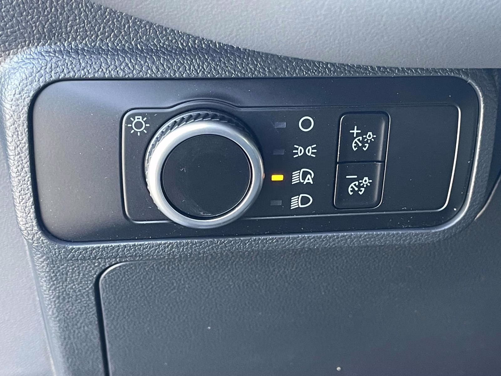 2026 Gray Metallic Ford Explorer Active RWD SUV