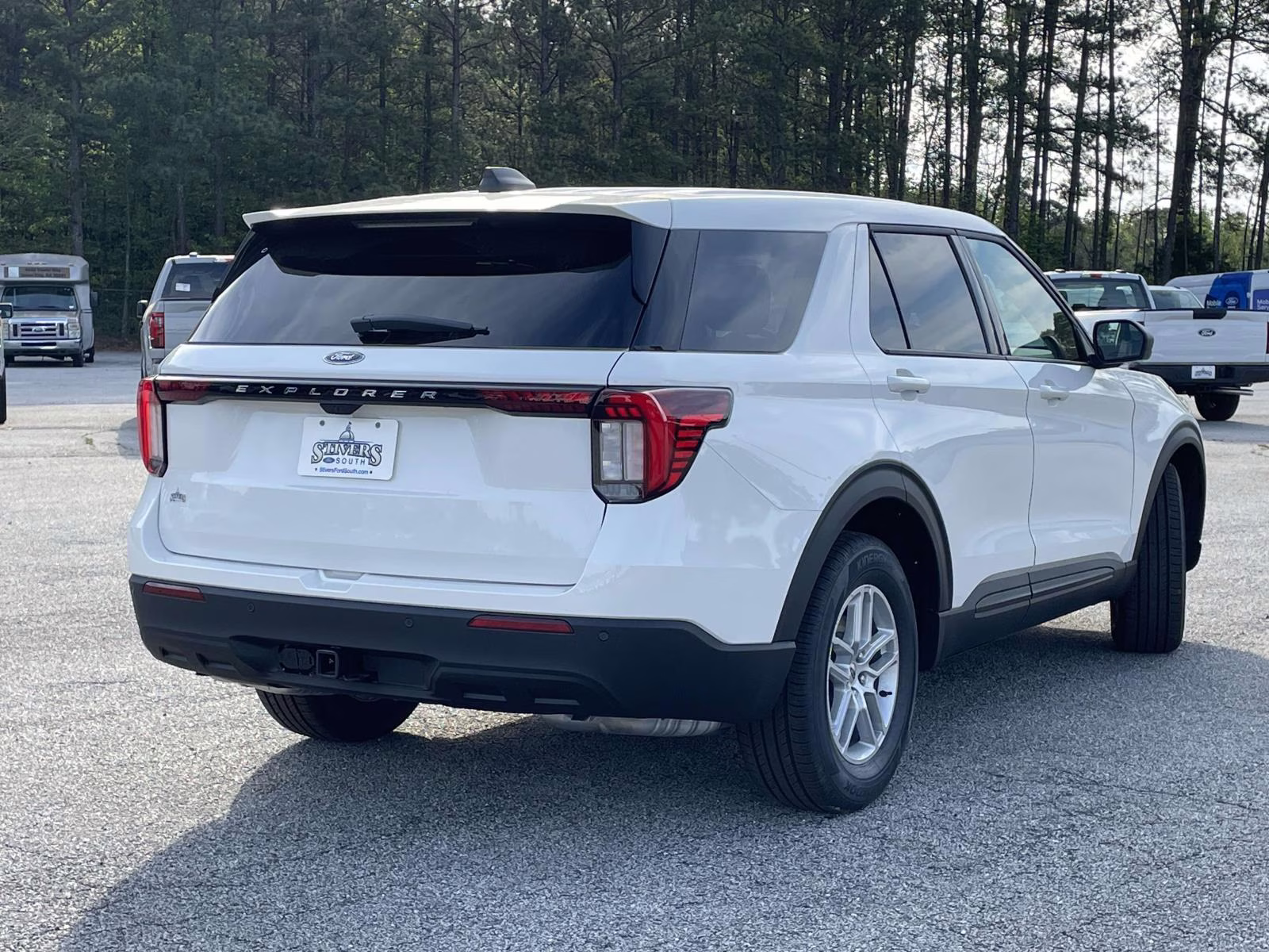 2026 White Ford Explorer Active RWD SUV