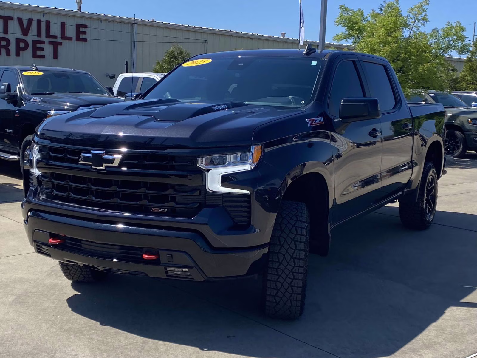 2023 Dark Ash Metallic Chevrolet Silverado 1500 LT Trail Boss 4X4 Truck
