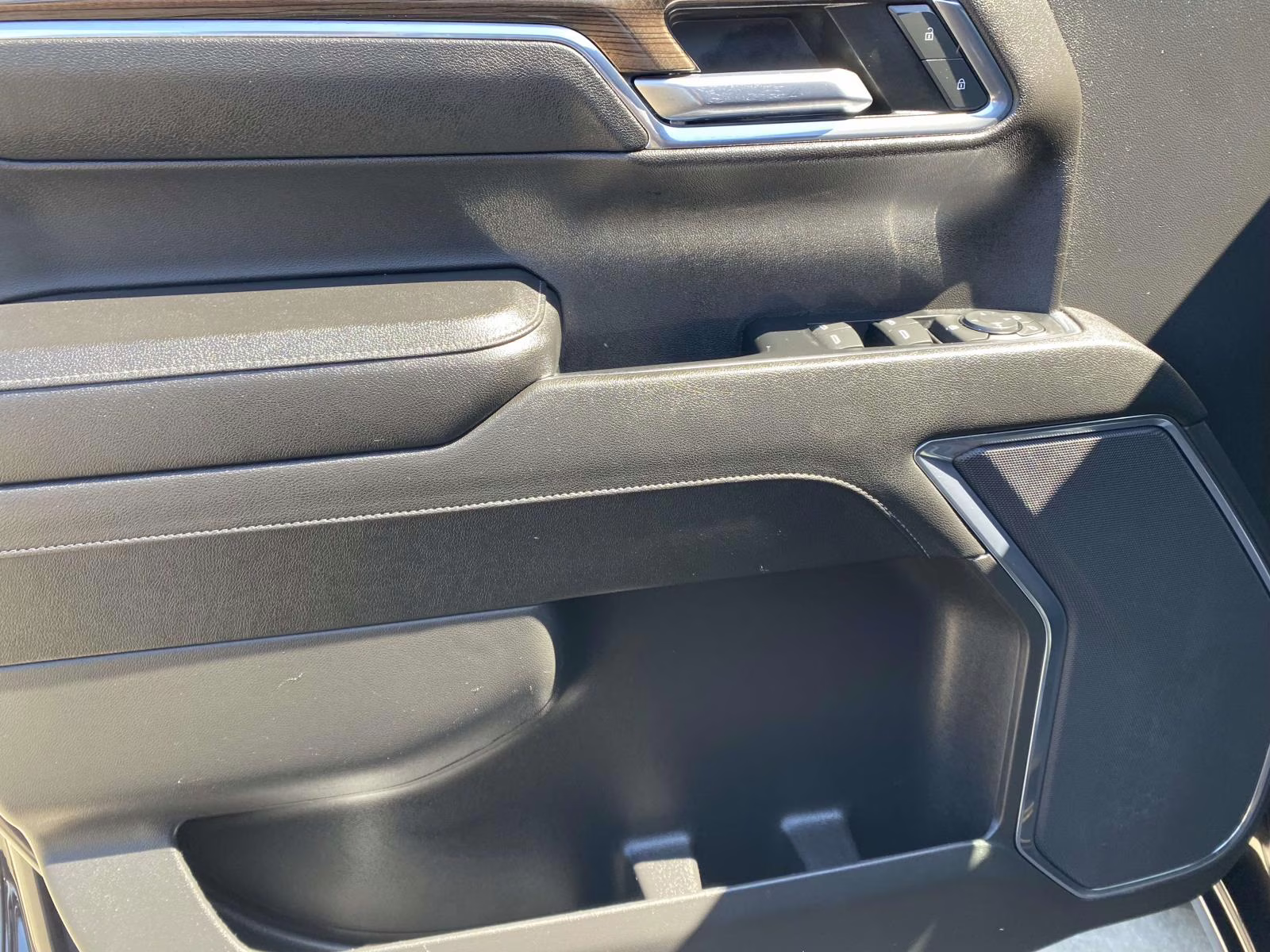 2023 Dark Ash Metallic Chevrolet Silverado 1500 LT Trail Boss 4X4 Truck