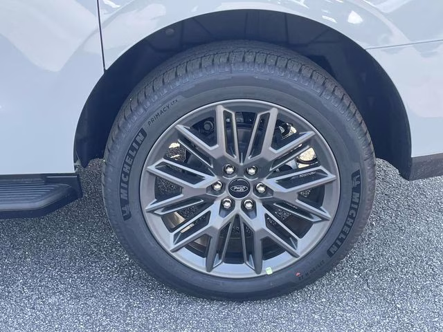 2026 Silver Metallic Ford Expedition Max Platinum 4X4 SUV