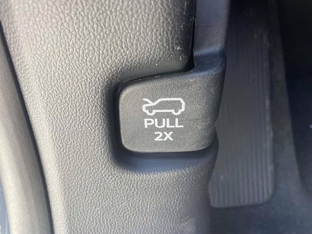 2026 Gray Metallic Ford Explorer Active RWD SUV