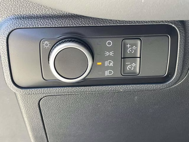 2026 White Metallic Ford Explorer Active RWD SUV