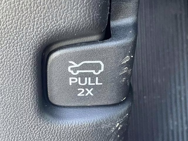 2026 Gray Metallic Ford Explorer Active RWD SUV