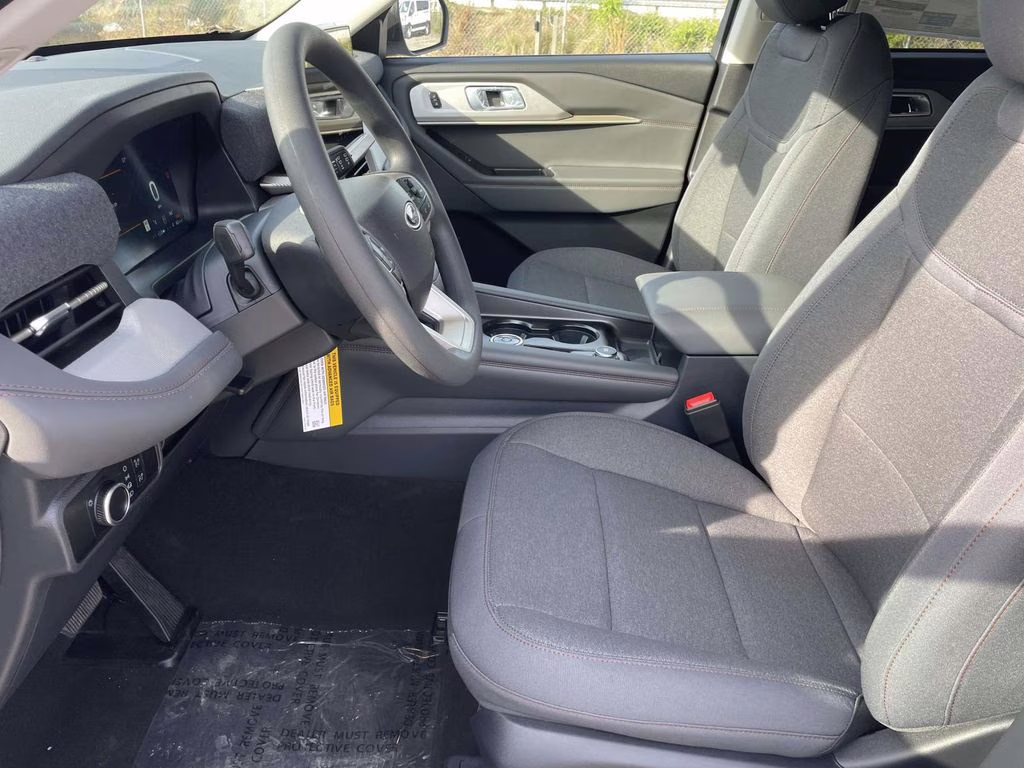 2026 White Ford Explorer Active RWD SUV