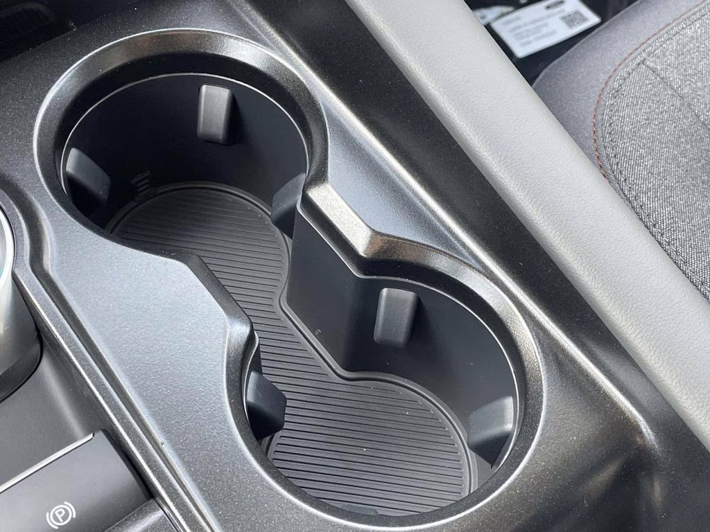 2026 White Ford Explorer Active RWD SUV