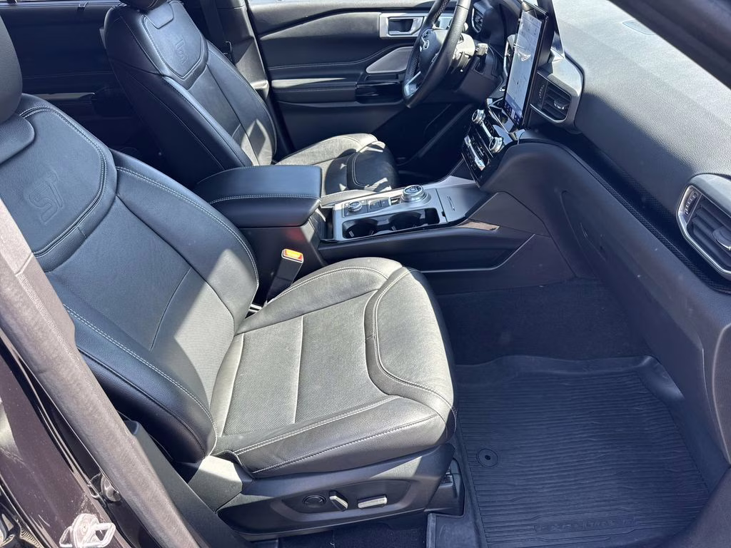2023 Black Metallic Ford Explorer ST 4X4 SUV