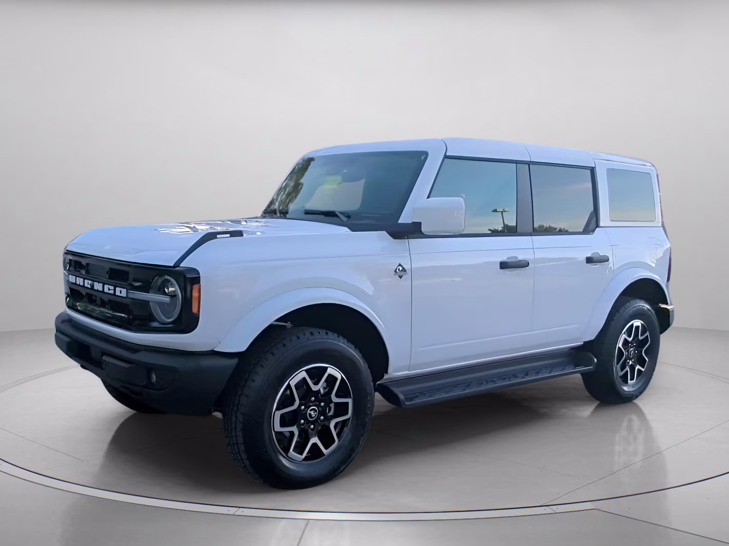 2026 Oxford White Ford Bronco Outer Banks 4X4 Convertible