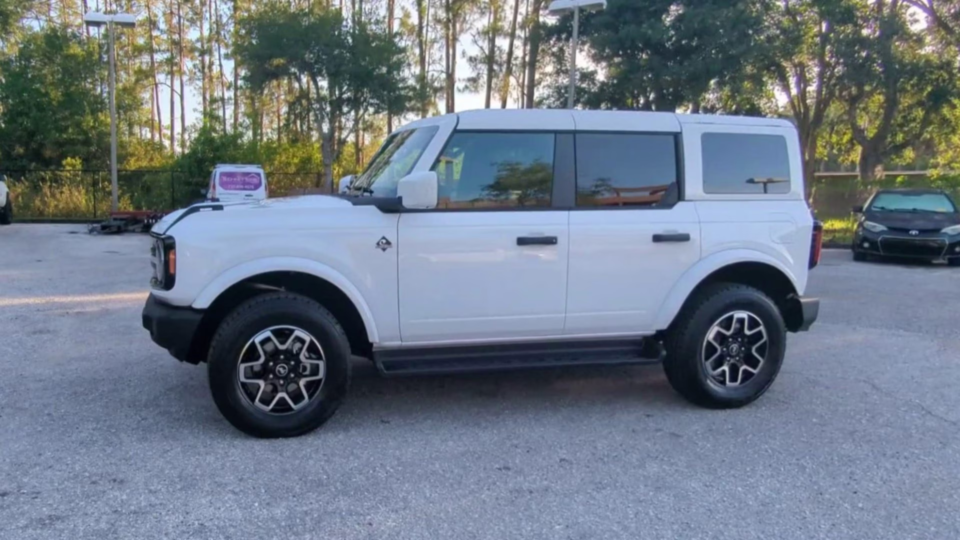 2026 Oxford White Ford Bronco Outer Banks 4X4 Convertible