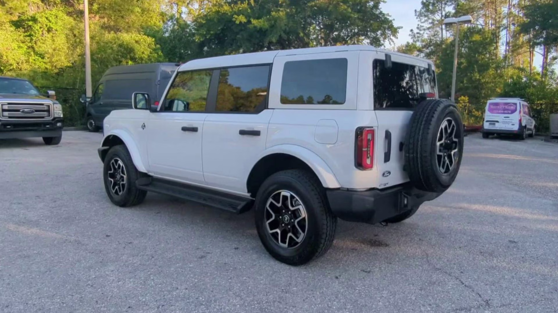 2026 Oxford White Ford Bronco Outer Banks 4X4 Convertible
