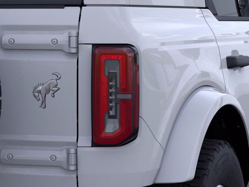 2026 Oxford White Ford Bronco Outer Banks 4X4 Convertible