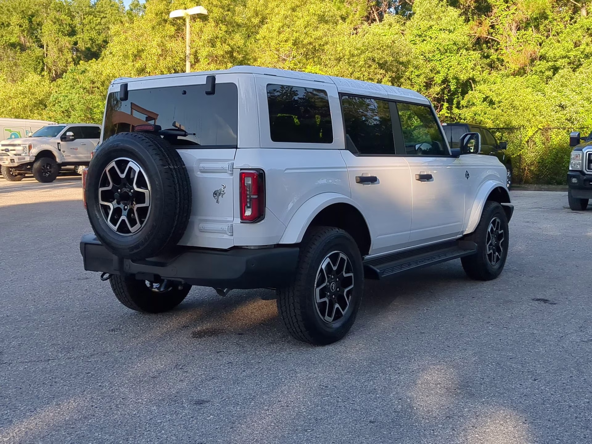 2026 Oxford White Ford Bronco Outer Banks 4X4 Convertible