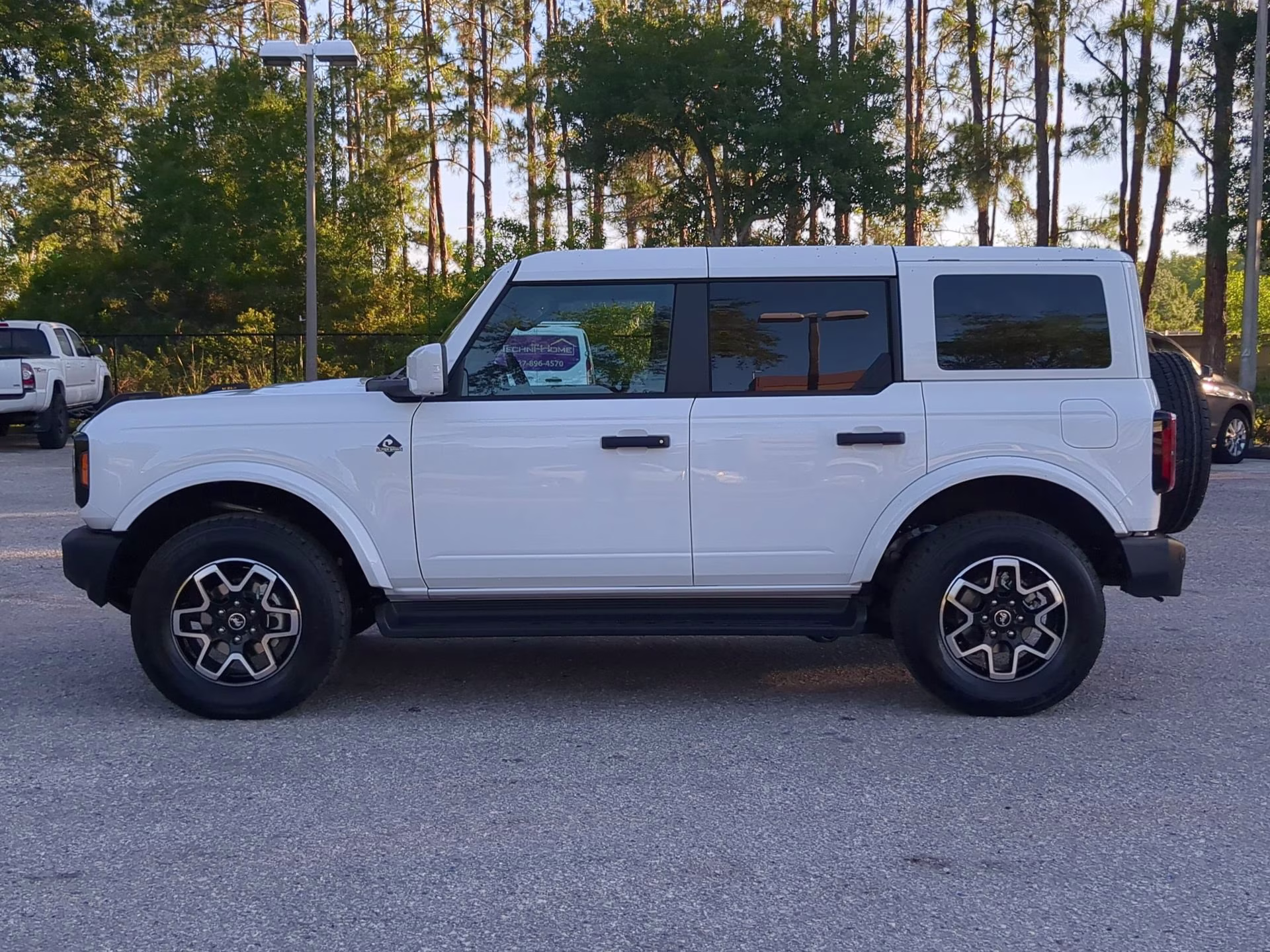 2026 Oxford White Ford Bronco Outer Banks 4X4 Convertible