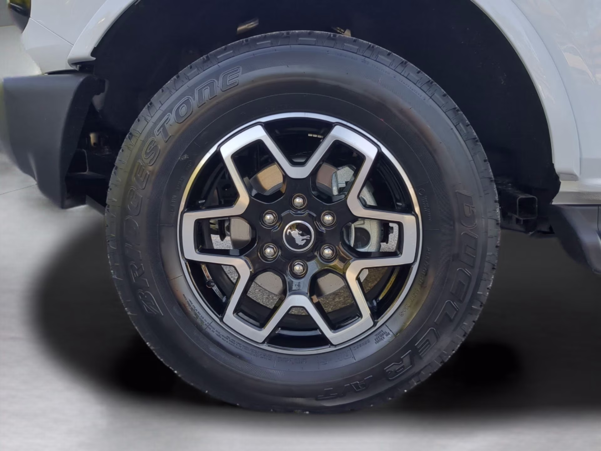 2026 Oxford White Ford Bronco Outer Banks 4X4 Convertible