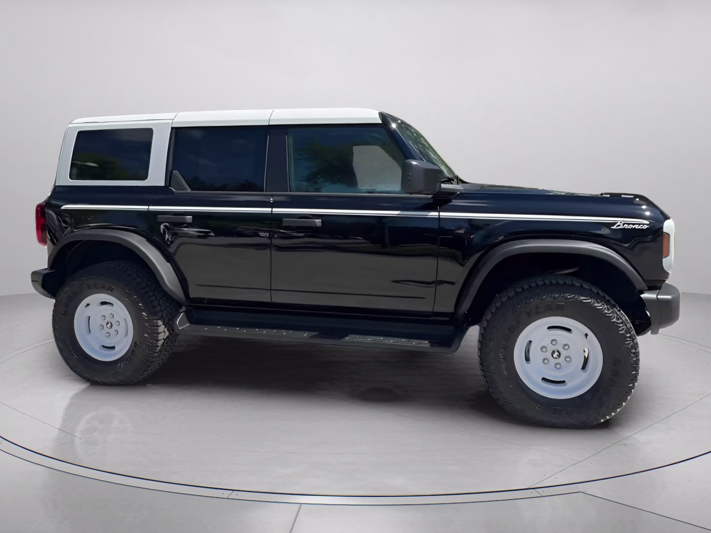 2026 Shadow Black Ford Bronco Heritage Edition 4X4 Convertible