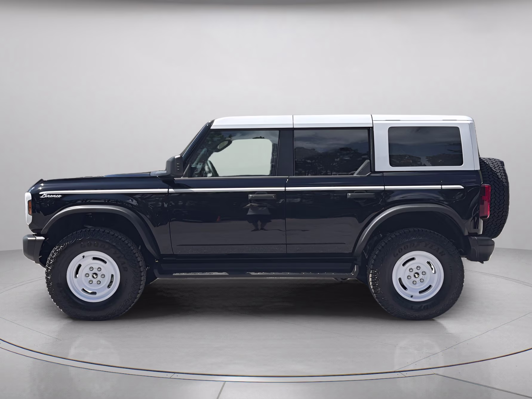 2026 Shadow Black Ford Bronco Heritage Edition 4X4 Convertible