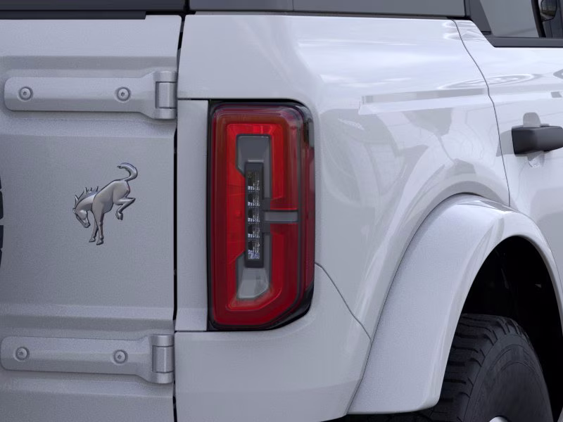 2026 Oxford White Ford Bronco Outer Banks 4X4 Convertible