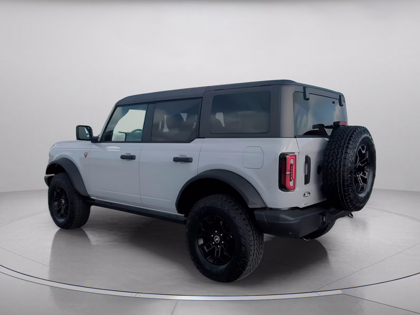 2026 Shelter Green Metallic Ford Bronco Badlands 4X4 Convertible
