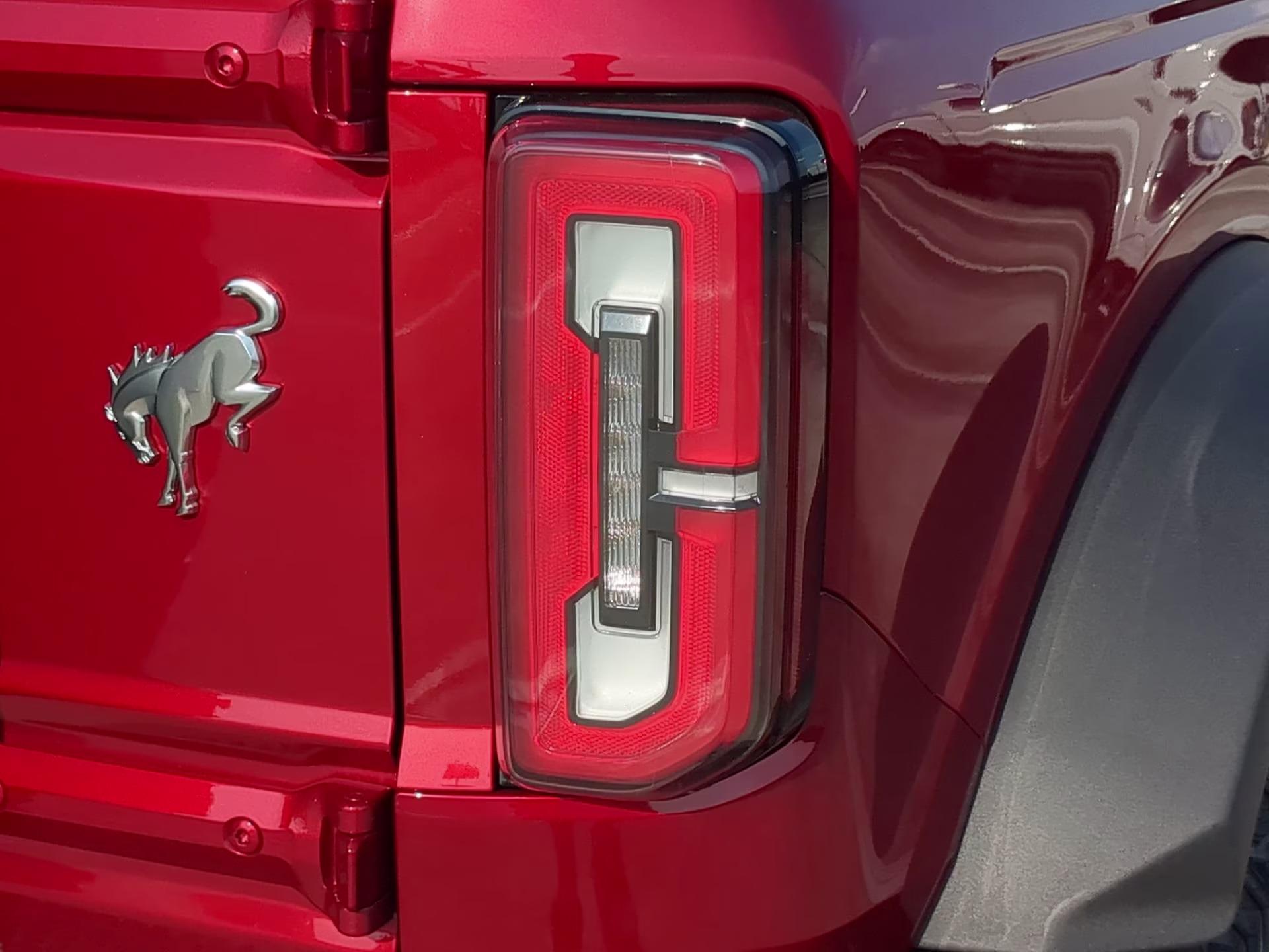 2026 Ruby Red Metallic Tinted Clearcoat Ford Bronco Badlands 4X4 Convertible