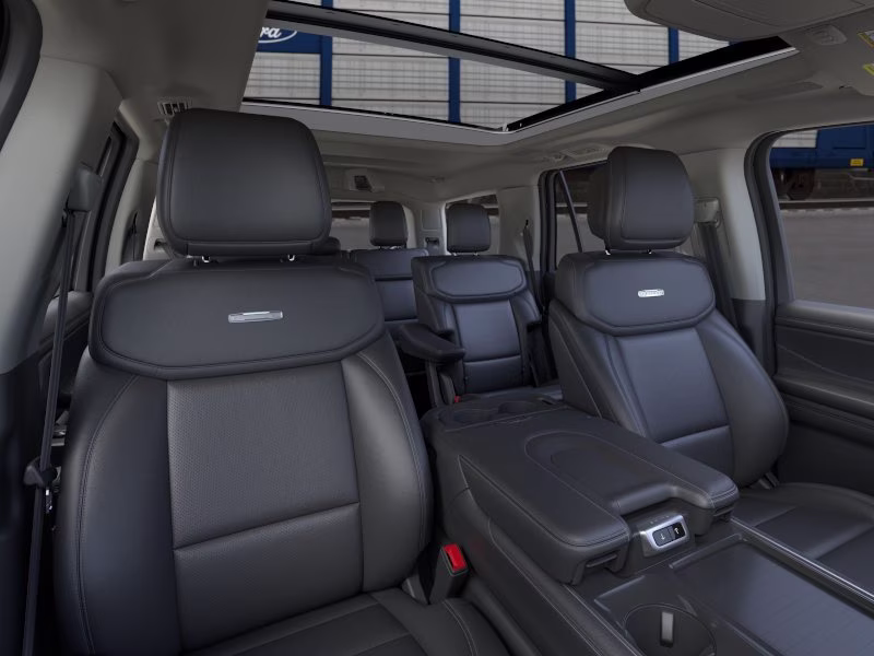 2026 Star White Metallic Tri-Coat Ford Expedition Platinum 4X4 SUV