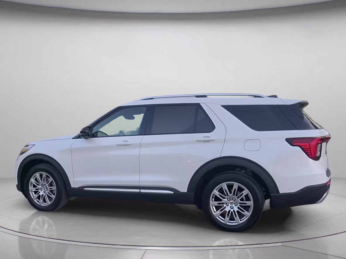 2026 Space White Metallic Ford Explorer Platinum RWD SUV