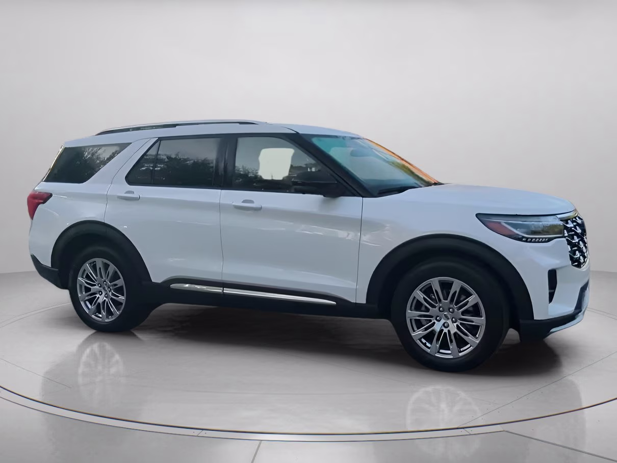 2026 Space White Metallic Ford Explorer Platinum RWD SUV