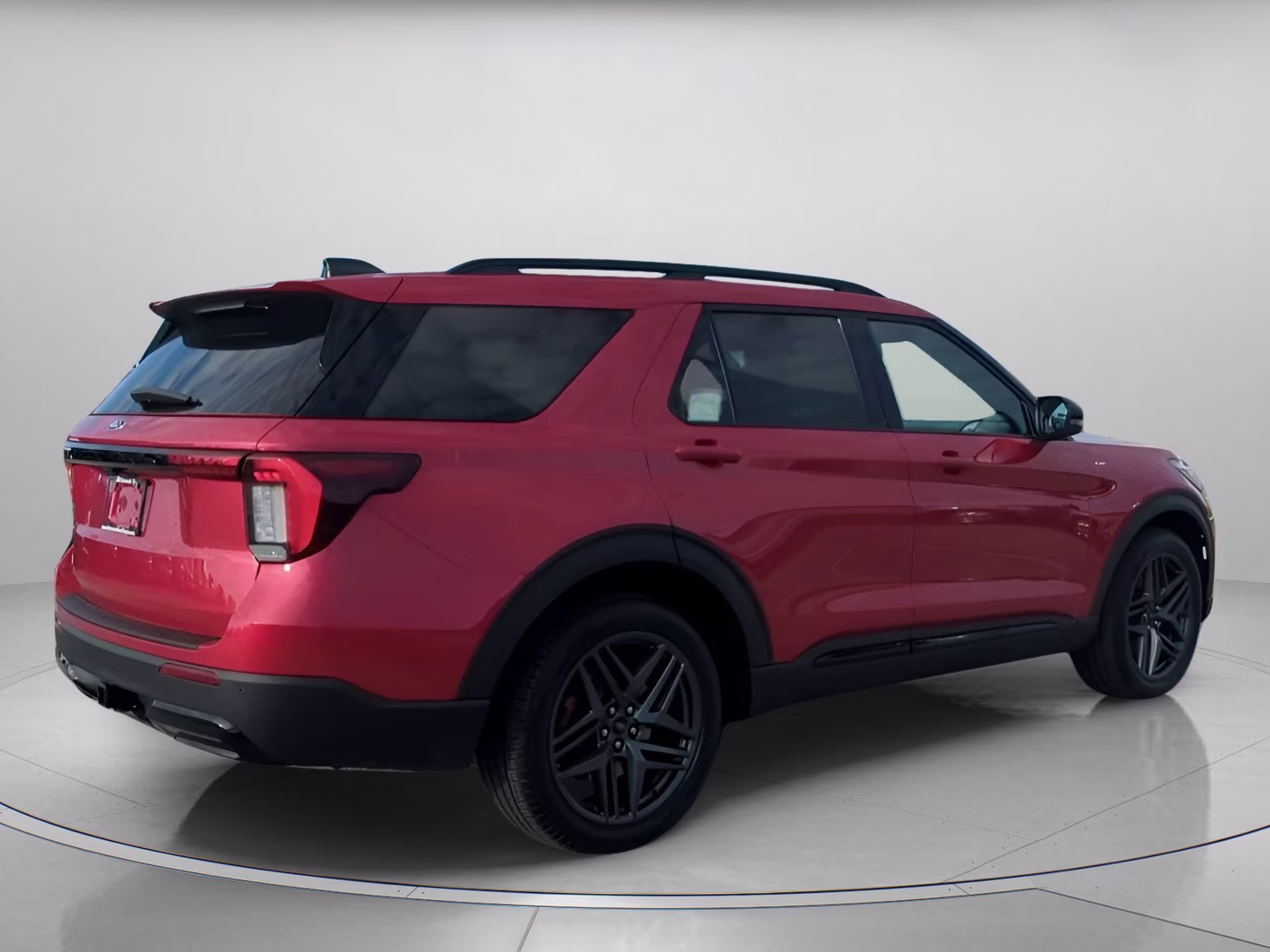 2026 Rapid Red Metallic Tinted Clearcoat Ford Explorer ST-Line RWD SUV
