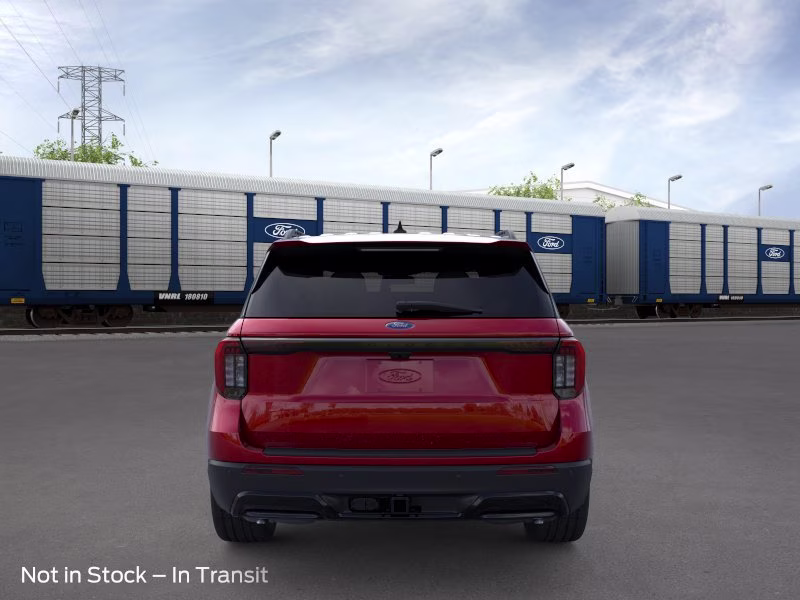 2026 Rapid Red Metallic Tinted Clearcoat Ford Explorer ST-Line RWD SUV