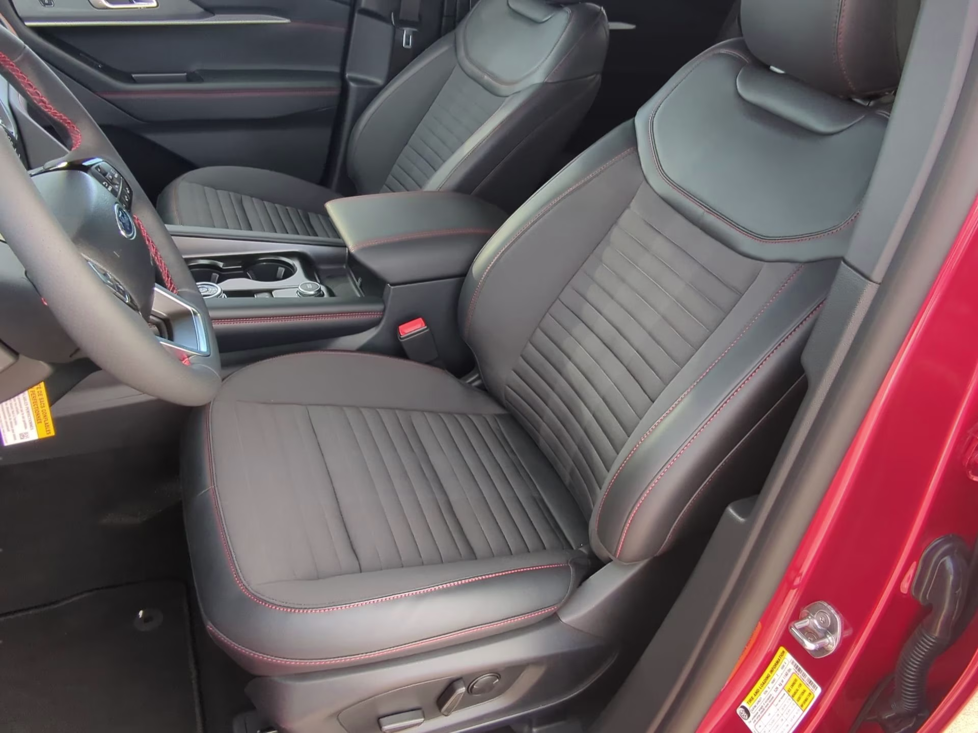 2026 Rapid Red Metallic Tinted Clearcoat Ford Explorer ST-Line RWD SUV