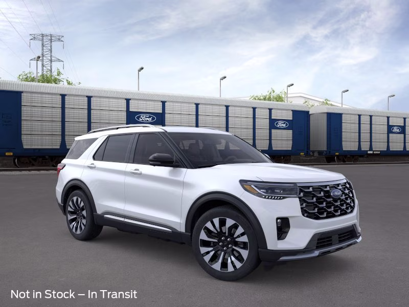 2026 Star White Metallic Tri-Coat Ford Explorer Platinum 4X4 SUV