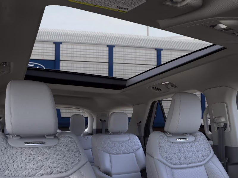 2026 Space White Metallic Ford Explorer Platinum 4X4 SUV