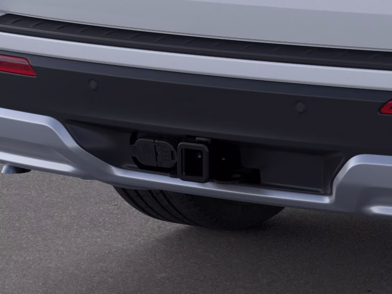 2026 Space White Metallic Ford Explorer Platinum 4X4 SUV