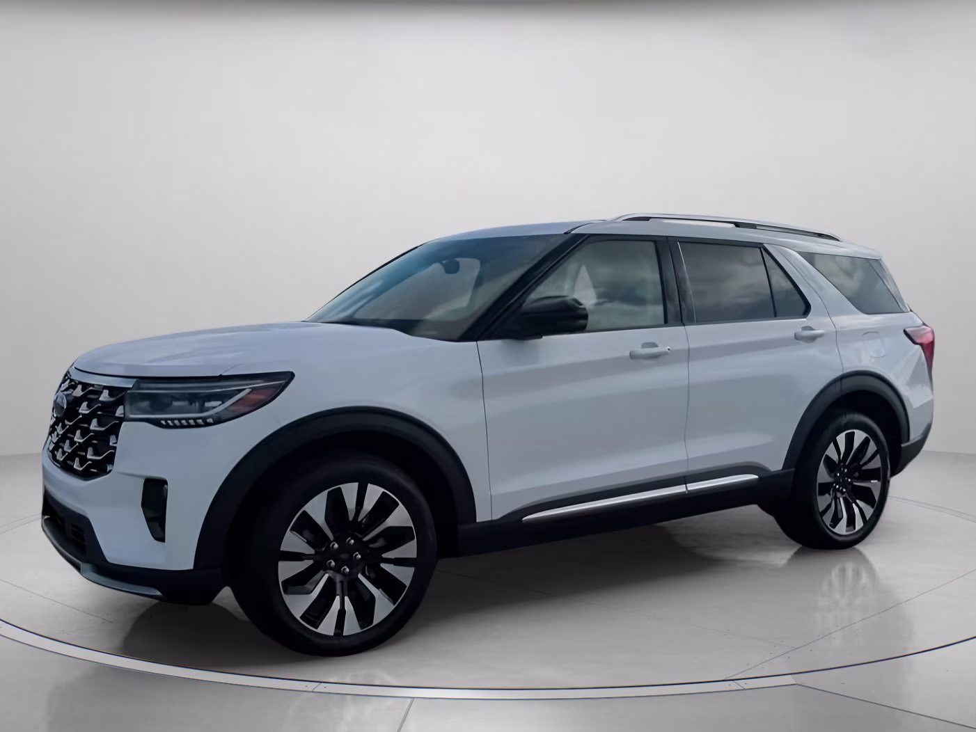 2026 Star White Metallic Tri-Coat Ford Explorer Platinum 4X4 SUV