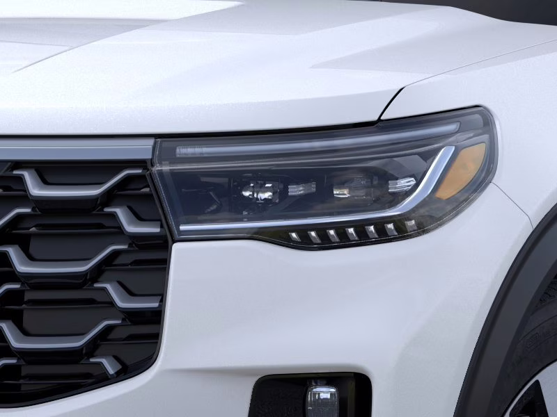 2026 Star White Metallic Tri-Coat Ford Explorer Platinum 4X4 SUV