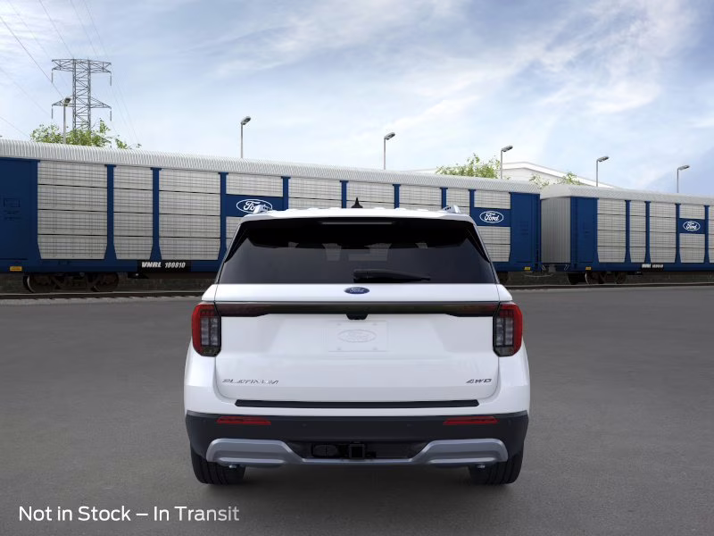 2026 Star White Metallic Tri-Coat Ford Explorer Platinum 4X4 SUV
