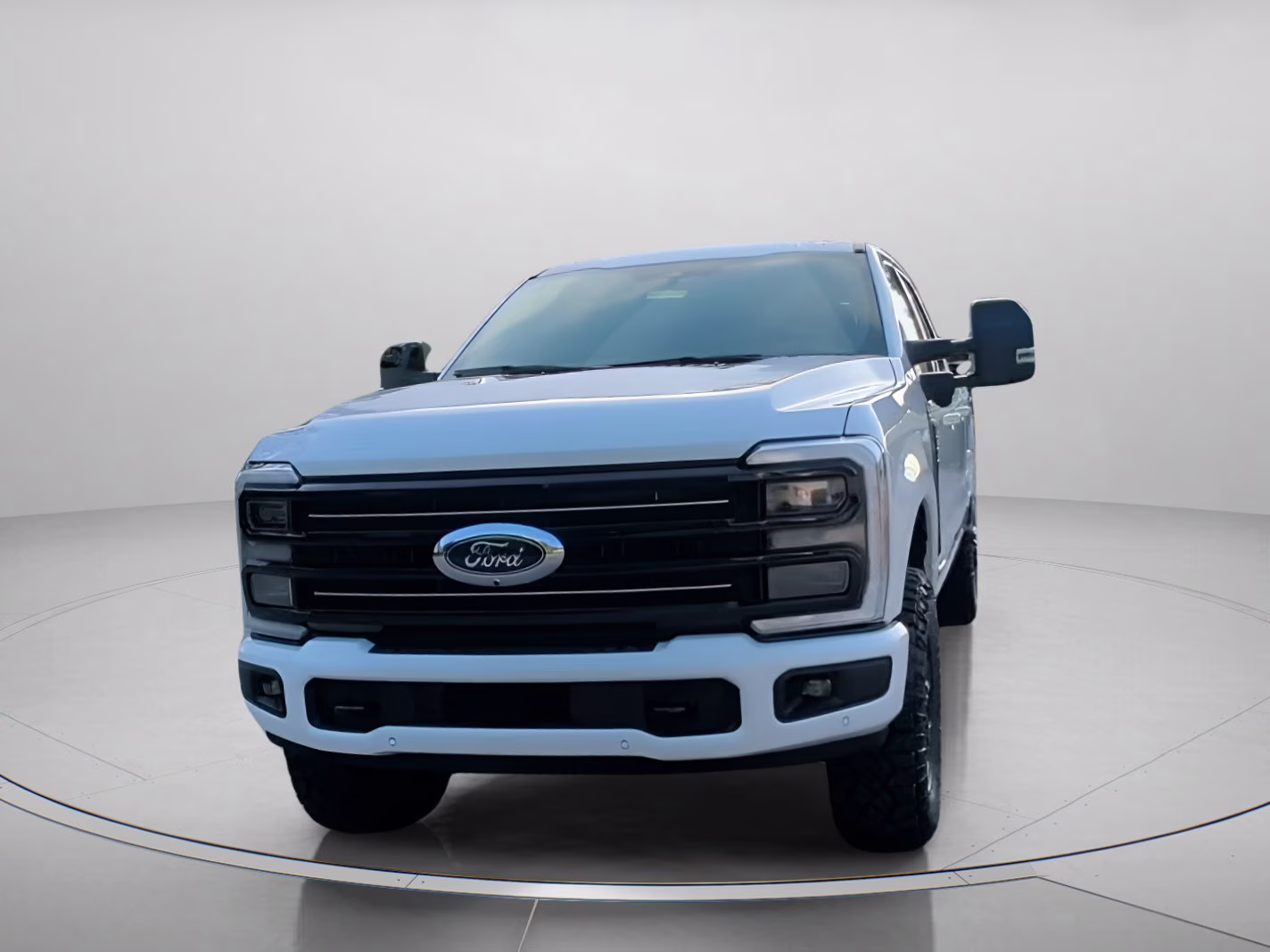 2026 Star White Metallic Tri-Coat Ford Super Duty F-250 SRW Platinum Crew Cab Pickup 4X4 Truck
