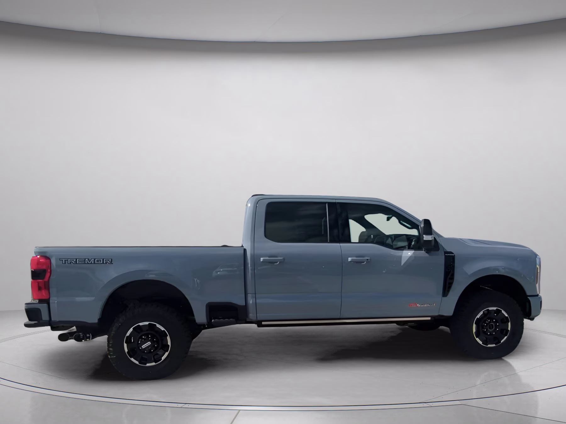 2026 Glacier Gray Metallic Tri-Coat Ford Super Duty F-250 SRW Platinum Crew Cab Pickup 4X4 Truck