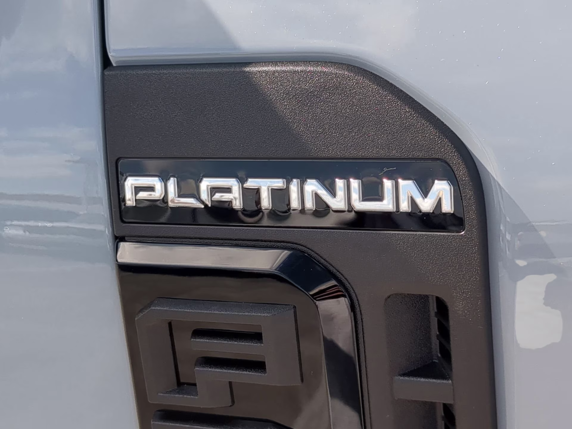 2026 Glacier Gray Metallic Tri-Coat Ford Super Duty F-250 SRW Platinum Crew Cab Pickup 4X4 Truck