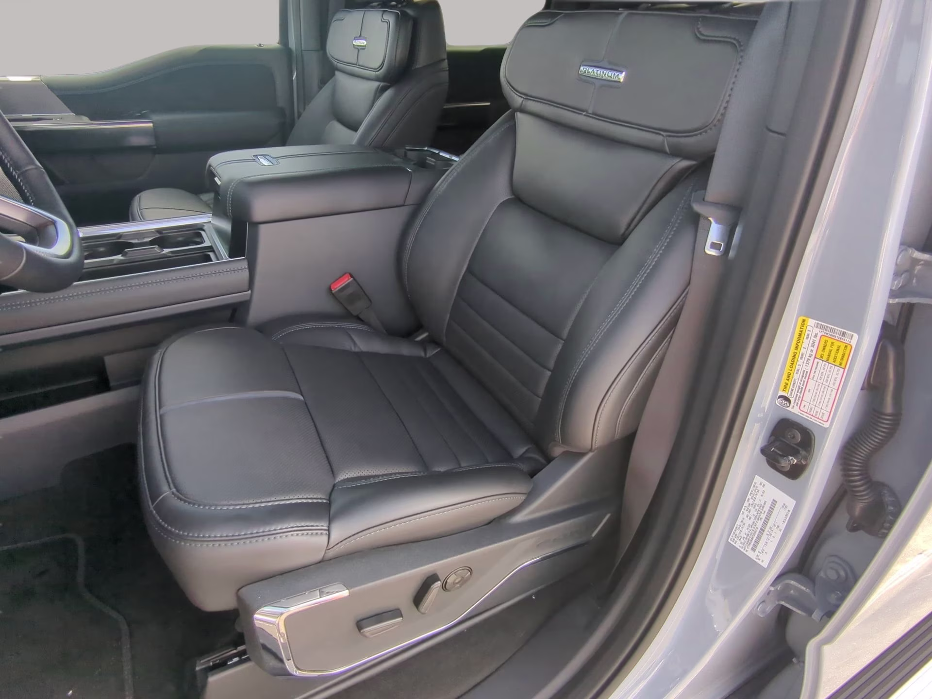 2026 Glacier Gray Metallic Tri-Coat Ford Super Duty F-250 SRW Platinum Crew Cab Pickup 4X4 Truck