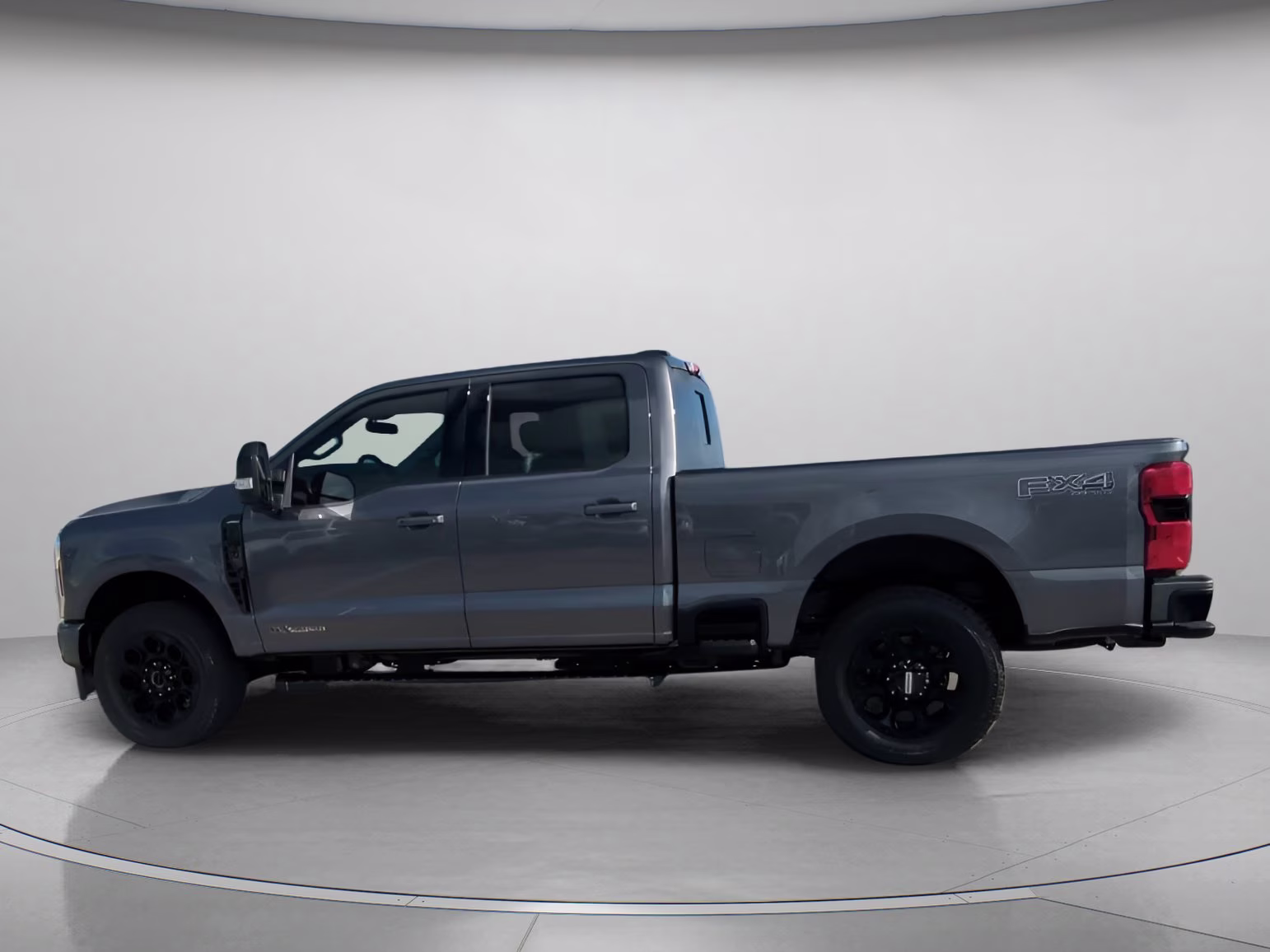2026 Carbonized Gray Metallic Ford Super Duty F-250 SRW LARIAT Crew Cab Pickup 4X4 Truck