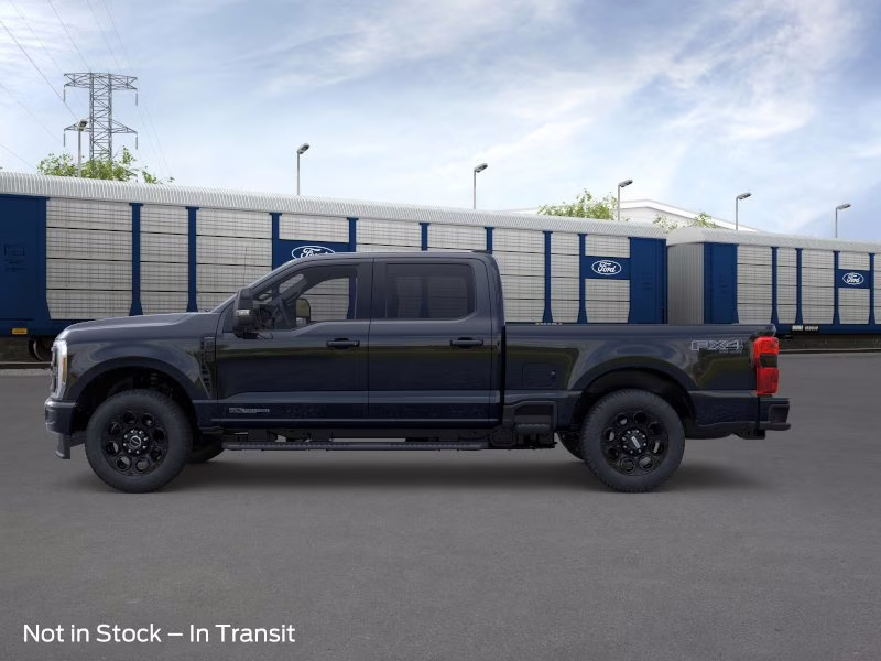 2026 Agate Black Metallic Ford Super Duty F-250 SRW LARIAT Crew Cab Pickup 4X4 Truck