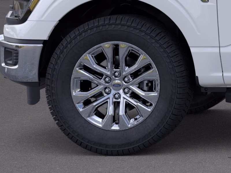 2026 Oxford White Ford F-150 XLT Crew Cab Pickup 4X4 Truck