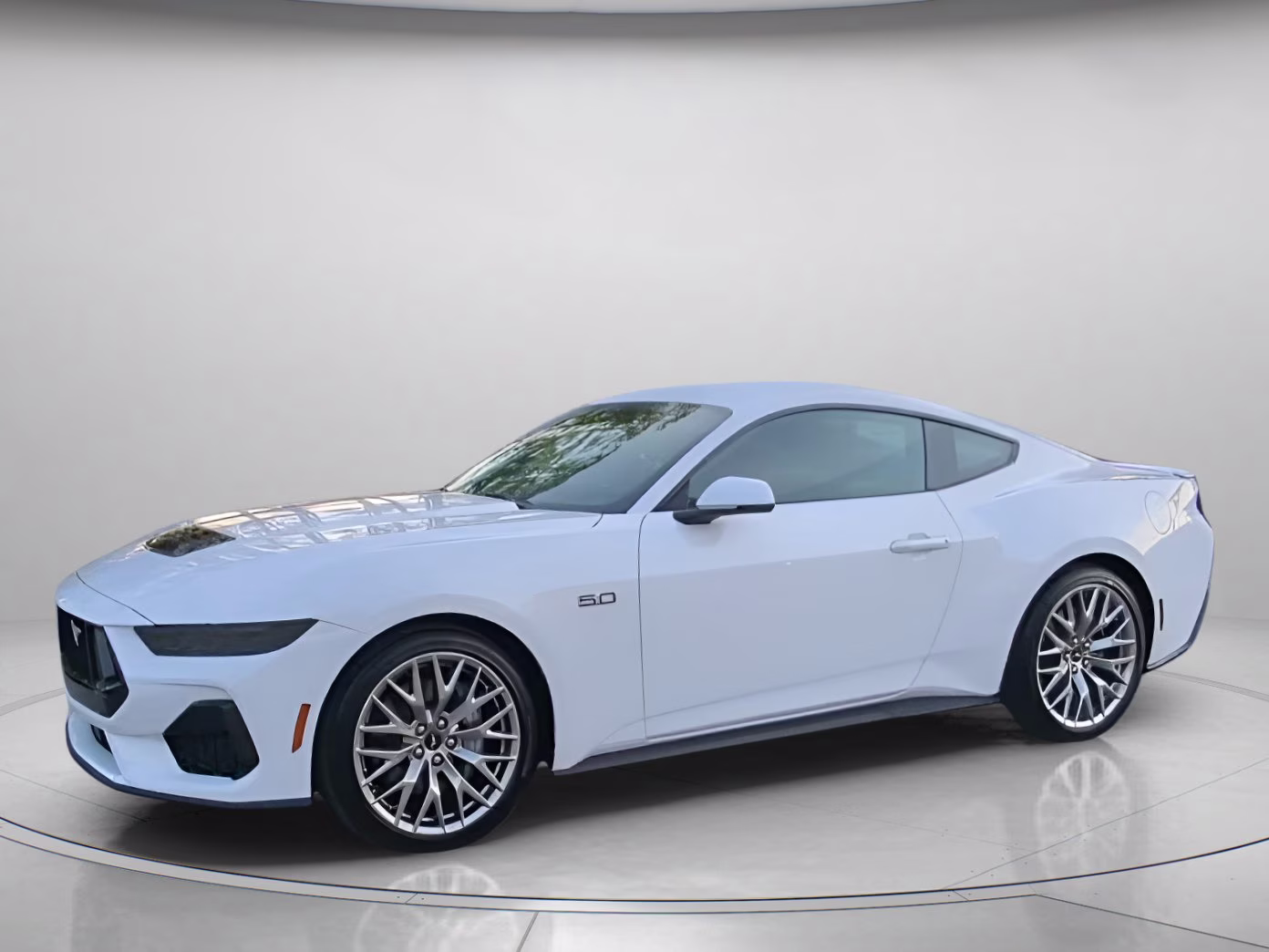 2026 Oxford White Ford Mustang GT Premium RWD Coupe
