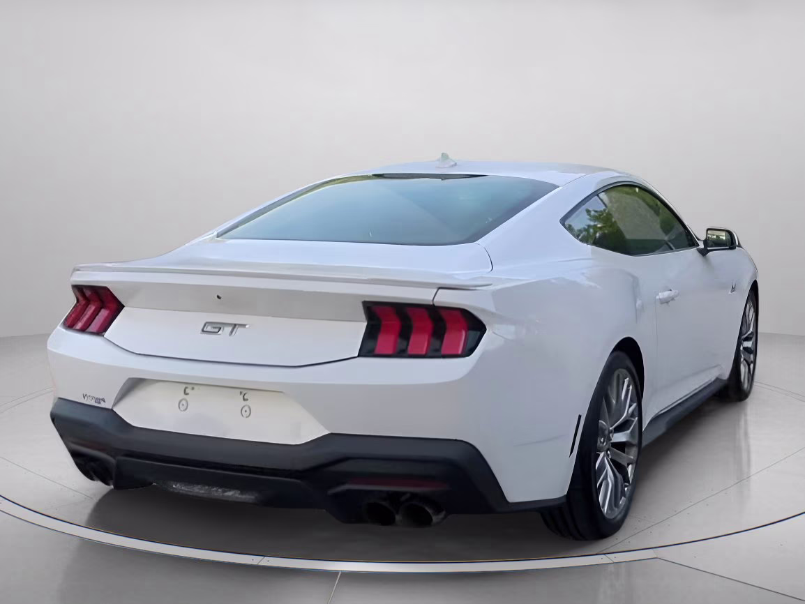2026 Oxford White Ford Mustang GT Premium RWD Coupe
