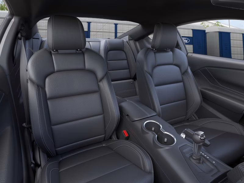 2026 Oxford White Ford Mustang GT RWD Coupe